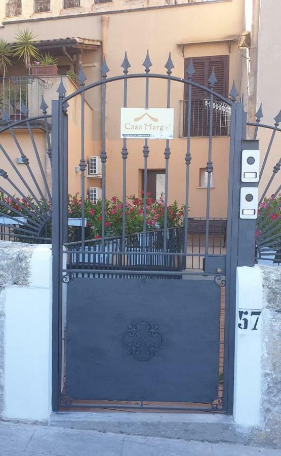 فندق Casa Margo مونريالي المظهر الخارجي الصورة